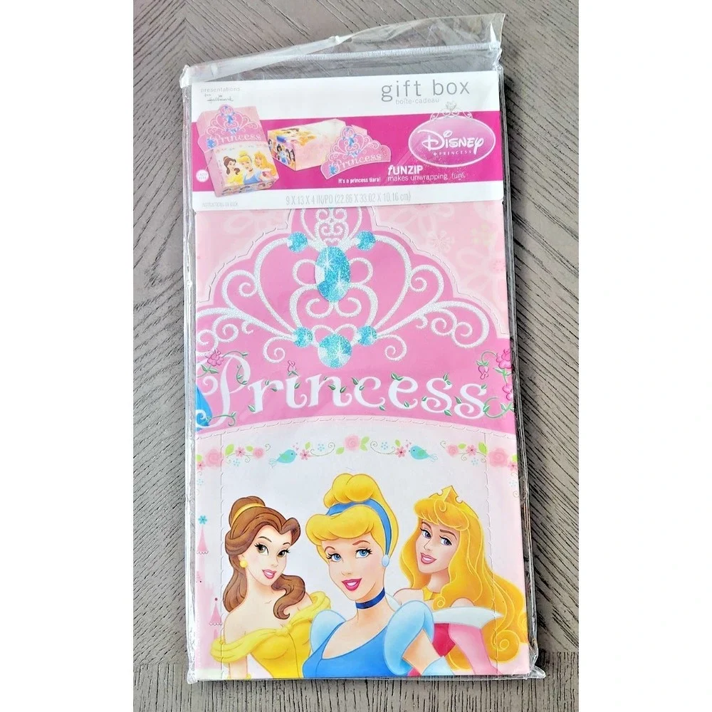 Disney Princes Hallmark‎ Gift Box